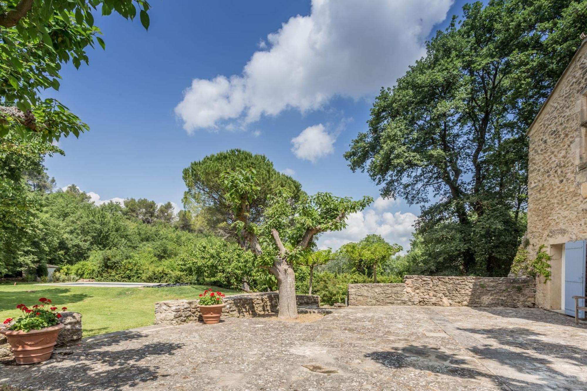La Maison Des Artistes Ménerbes Buitenkant foto