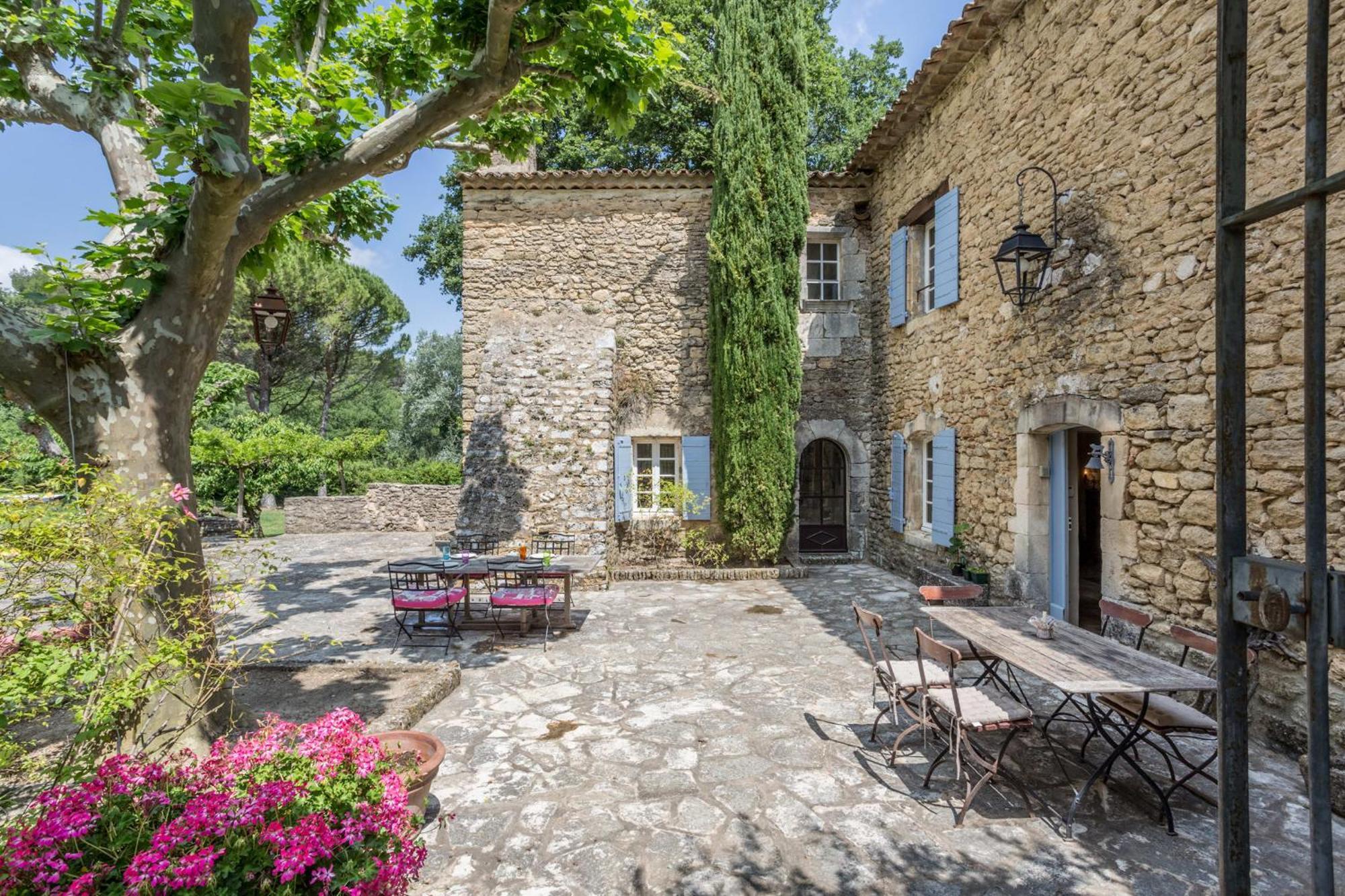 La Maison Des Artistes Ménerbes Buitenkant foto